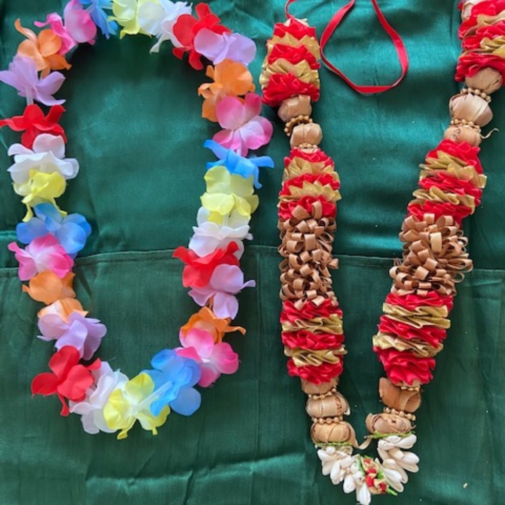 - NEW Hawaii artificial Flower Neck Garland Beach Hen party Fancy Dress